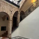 Palazzo Dei Duchi D'amico - -tralevolte Del '700