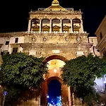 Appartamento Palazzo Dei Duchi D'amico - -tralevolte Del '700
