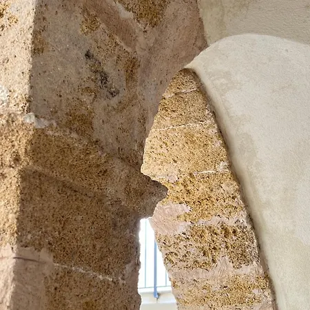 Palazzo Dei Duchi D'amico - -